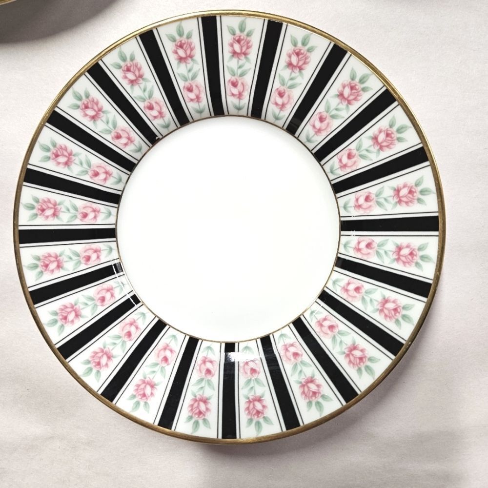 Fitz and Floyd Victoriana Set of 3 Porcelain Appitizer Bread Dessert Plates